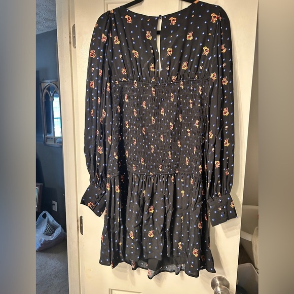 Free People Two Faces Print Smocked Mini Dress Size Medium - Picture 9 of 9